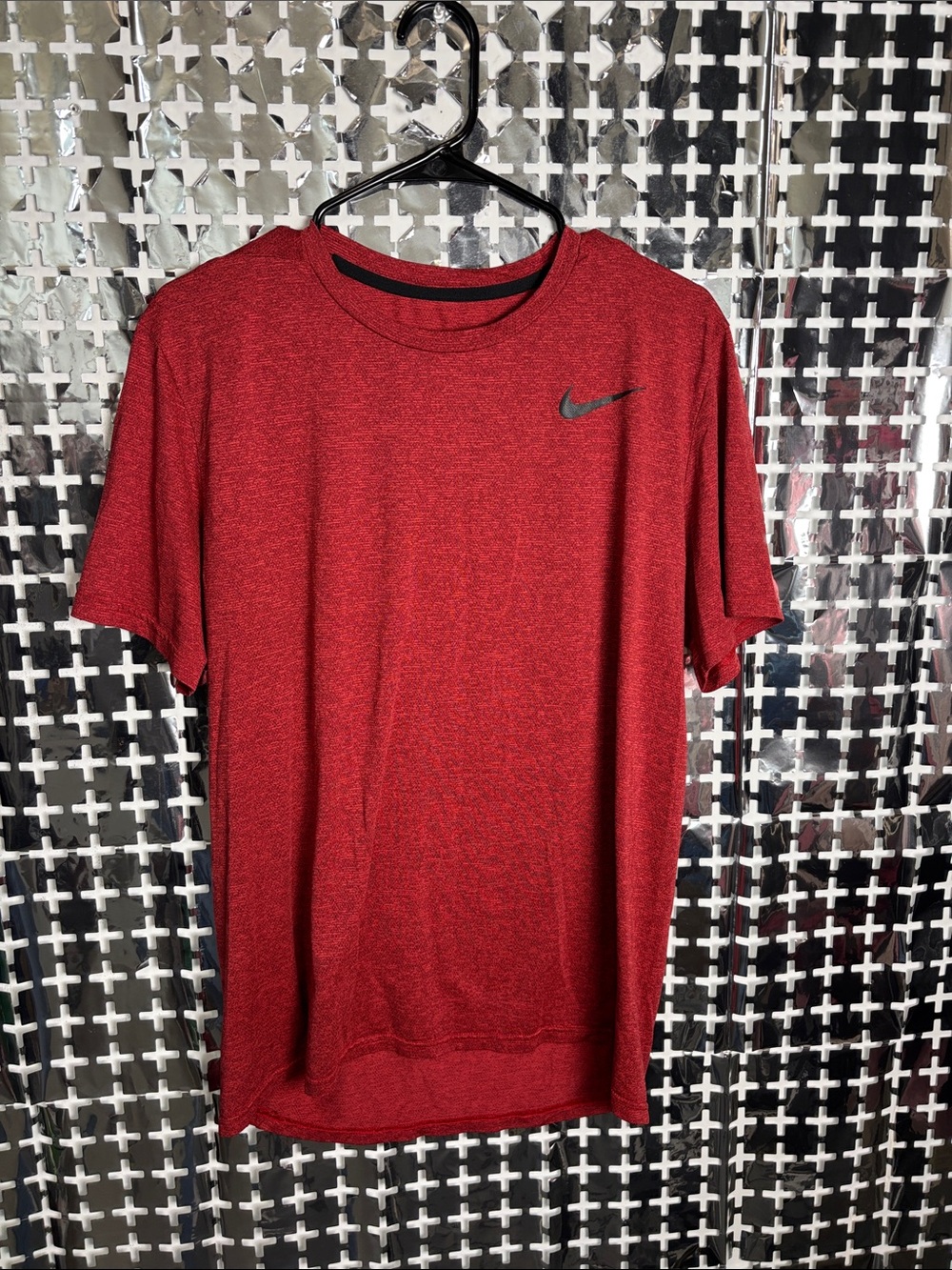 Nike Men’s Heather Red Performance Short Sleeve Tee